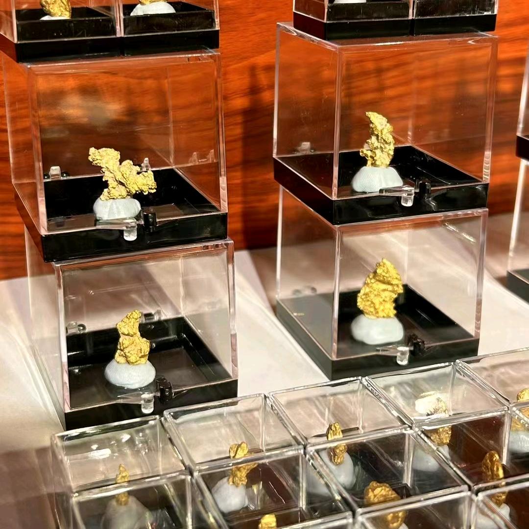 刁个狼咬你一口