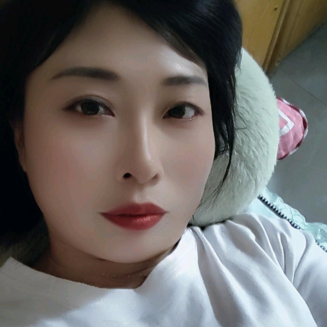 红…趁…格…琪
