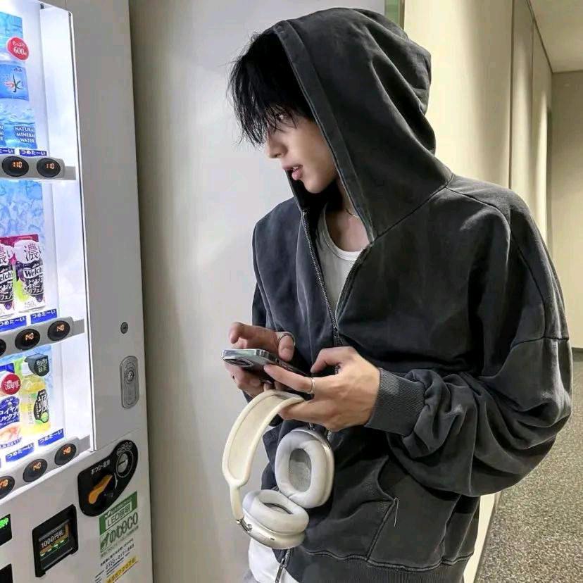 淚比愛多