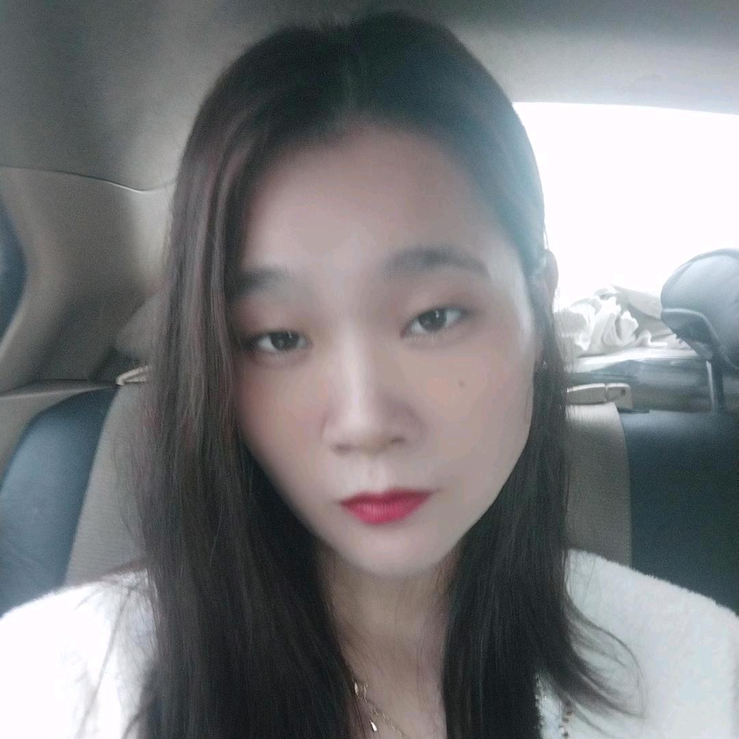 秋秋陶醉的人呢