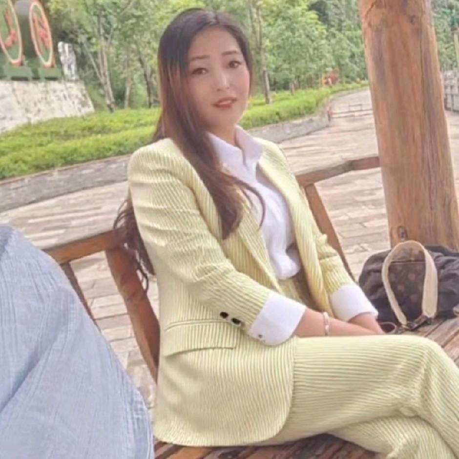 李娜娜