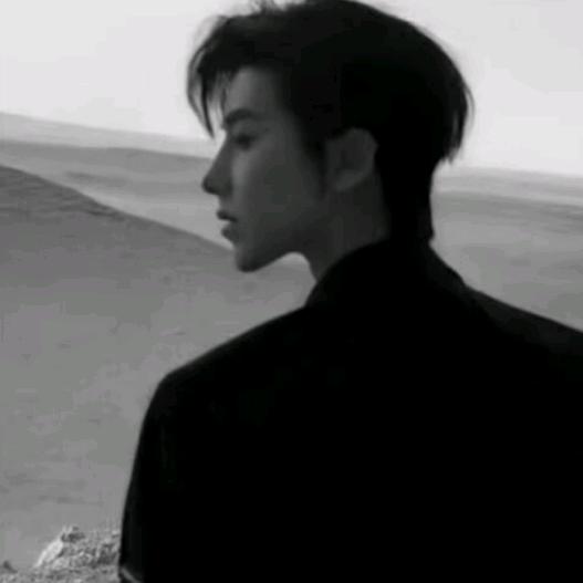 𝑮. 鹤铭