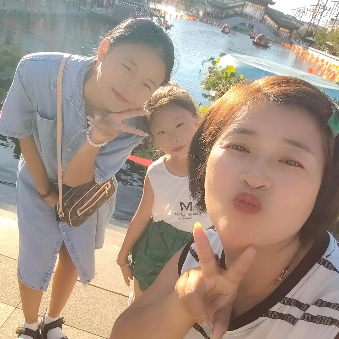 旭琳❤️妈妈🍭🍭🍭