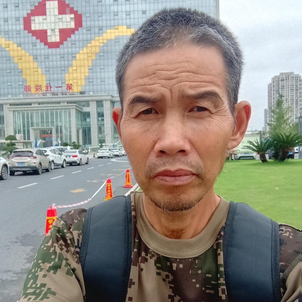 农村大爷