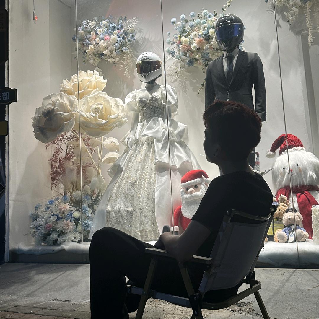 小天（水晶宫订台）