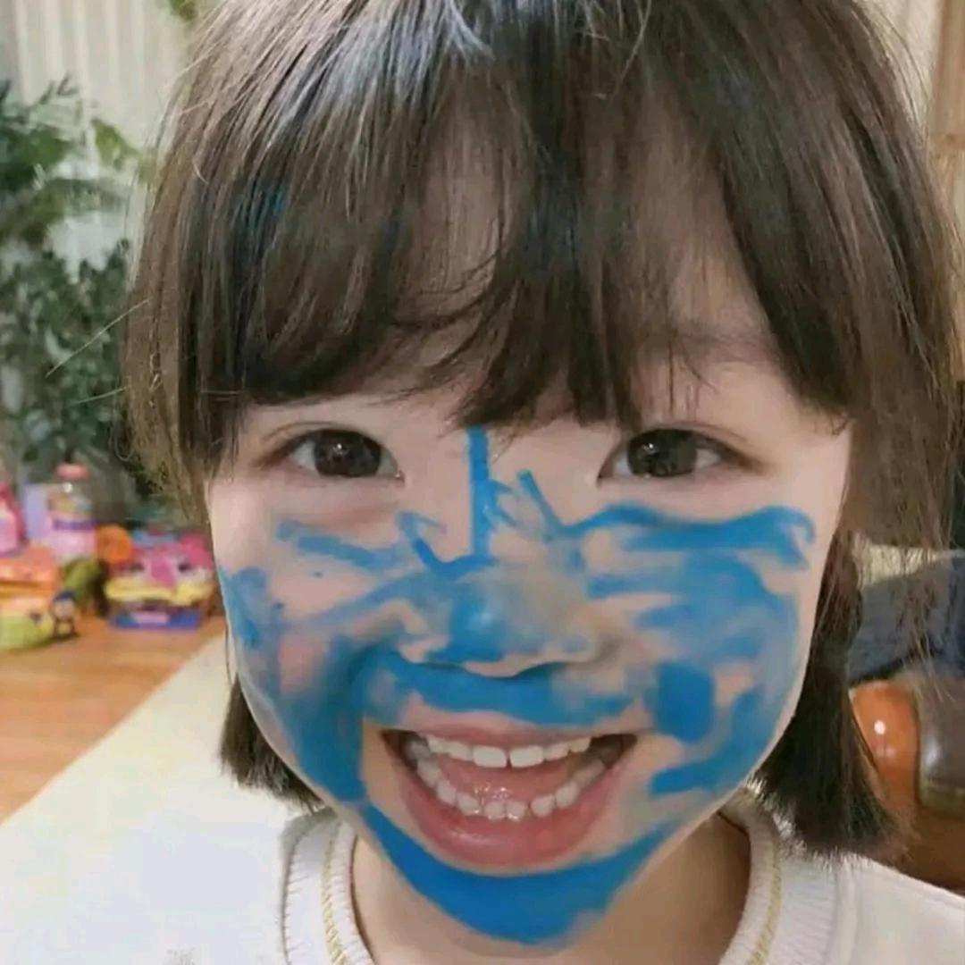 麻辣鸭脖