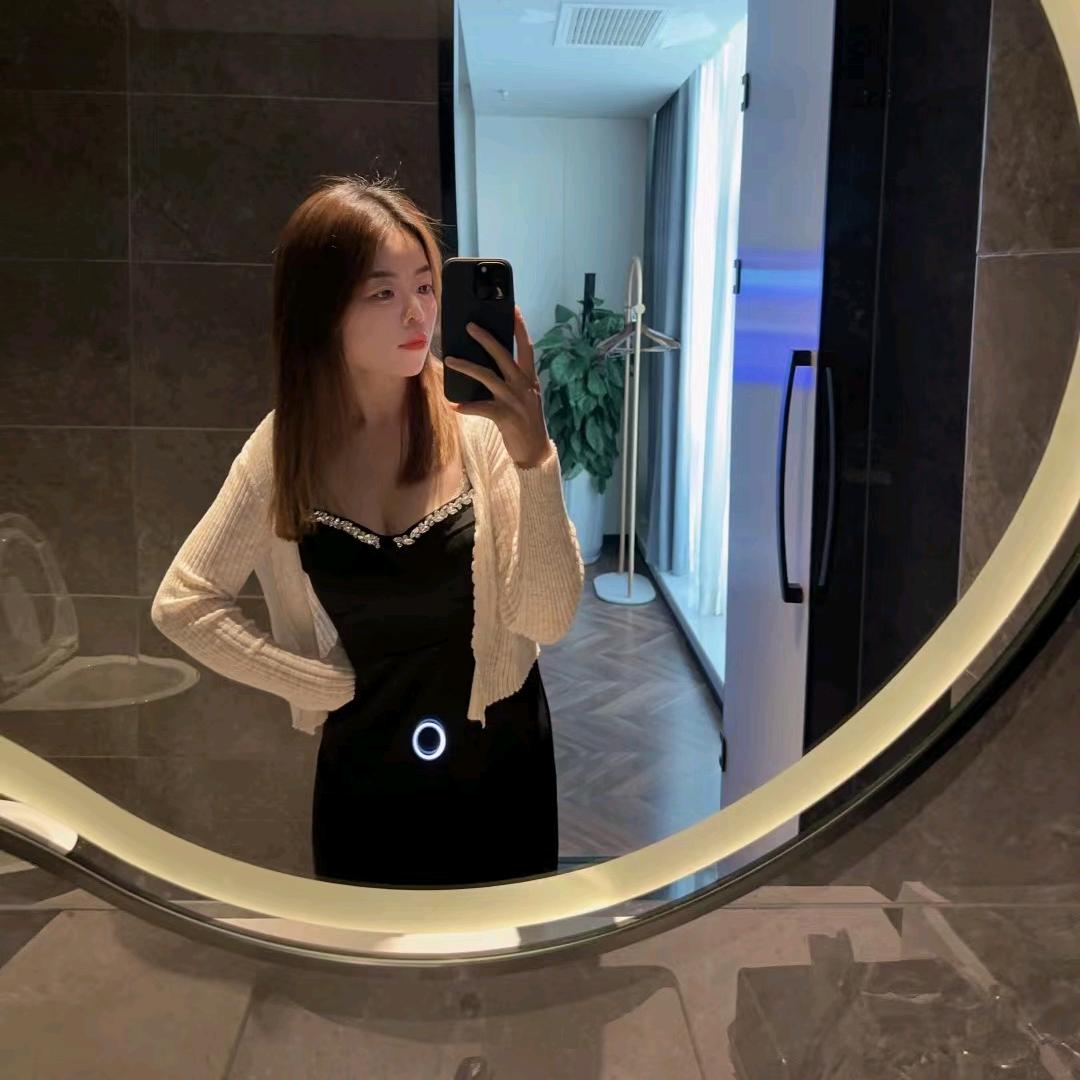 浅笑依然🌸🌸🌸