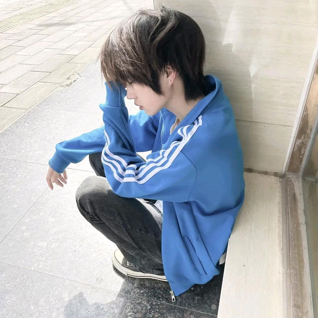 现实是个病娇