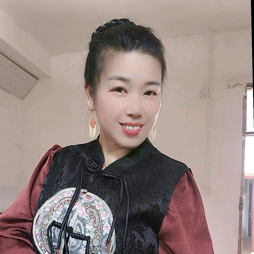 熊小莲