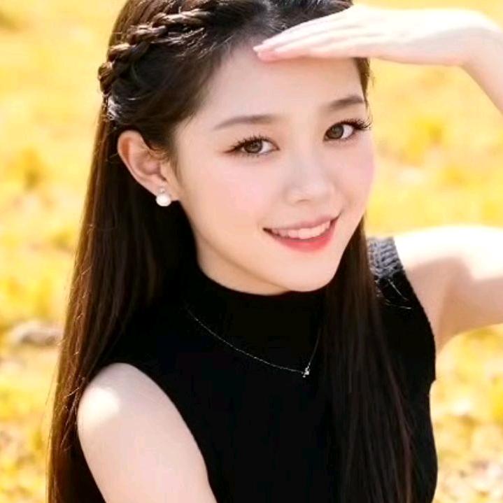 🍓小梅小梅🍓🍓