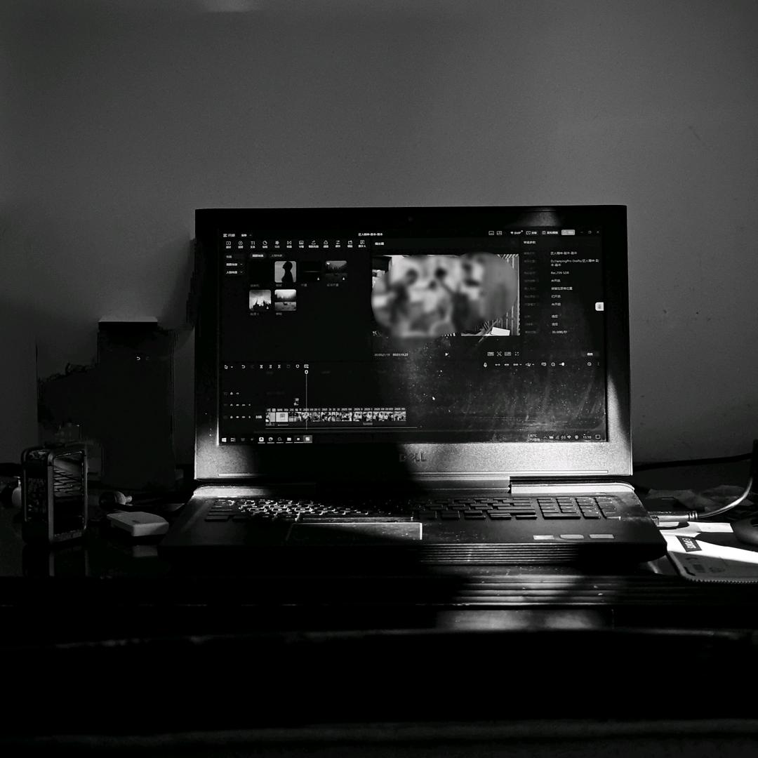 快门慢半拍的剪辑师（周末接约拍）