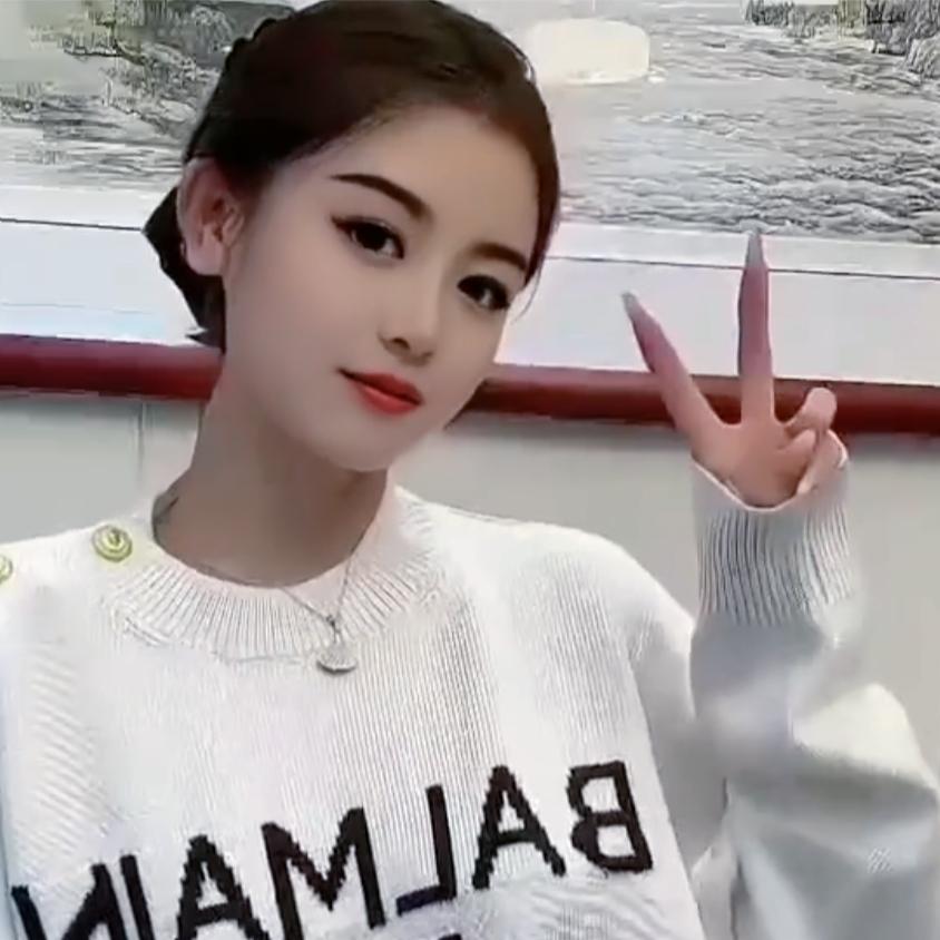 霸道总裁的白月光