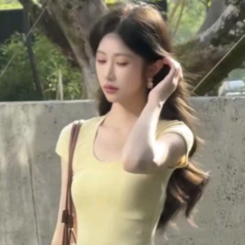 153小个子依依日常穿搭-欧越创