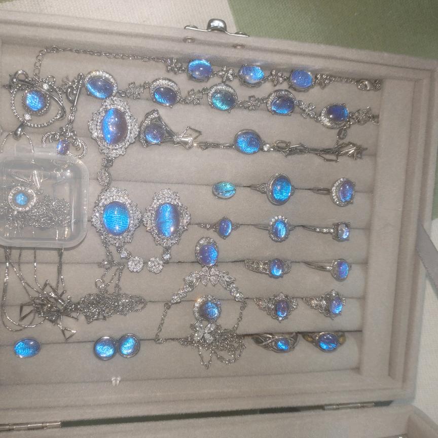 小精灵手作小店🦋