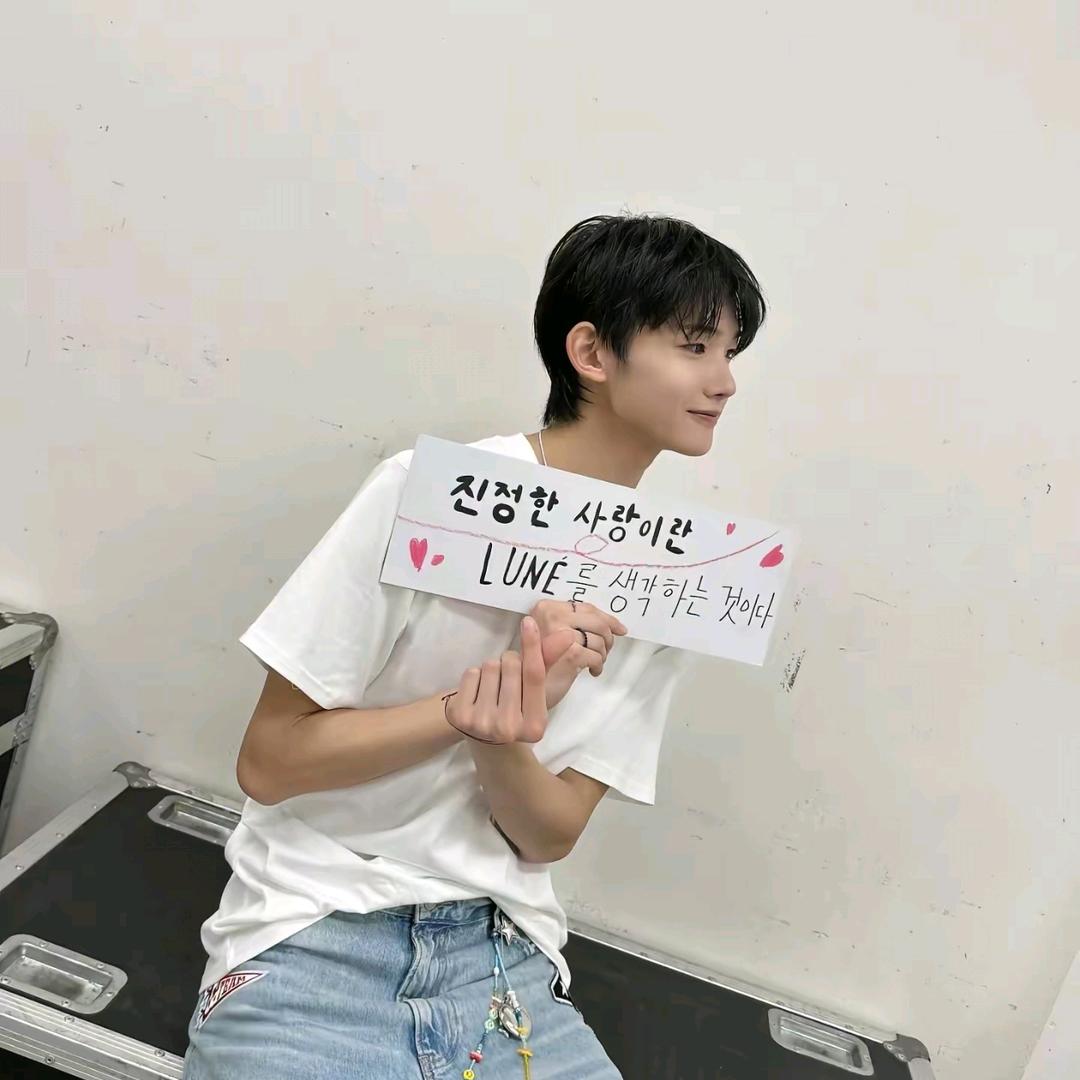 对方正在输入…