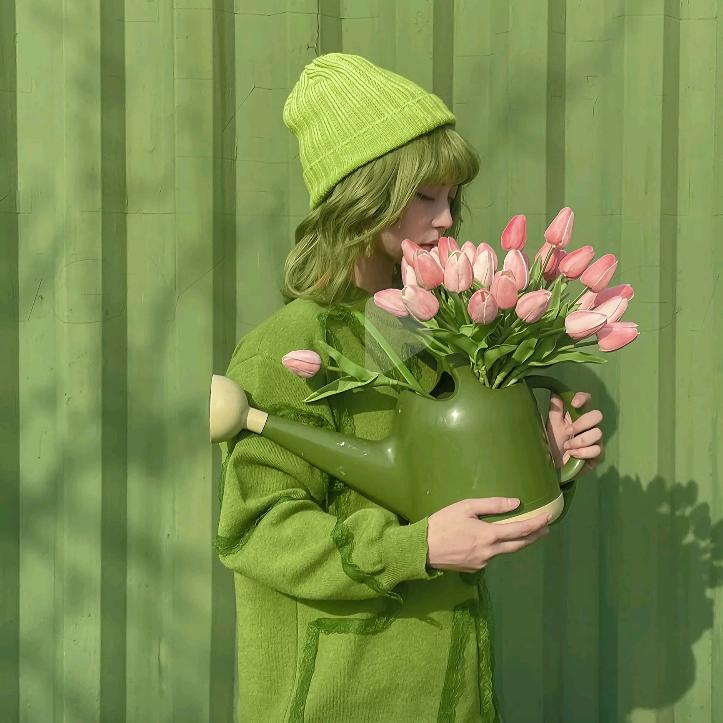 ε٩(๑易木๑)۶з