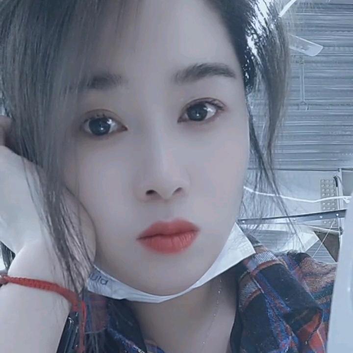 佳佳