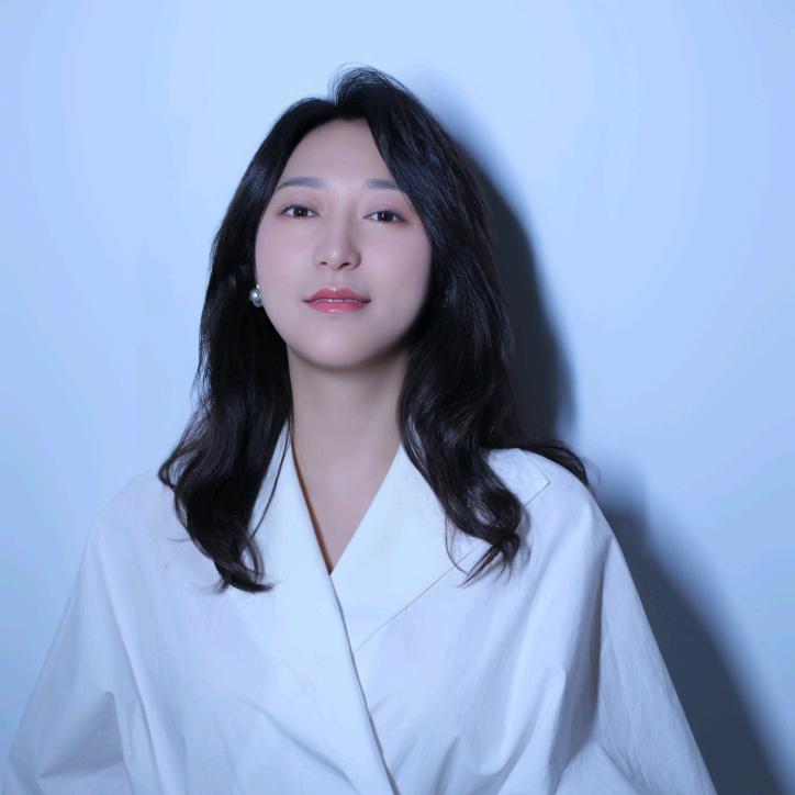 创业之家财税会计/见花则喜花店花艺师英子