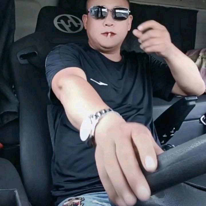 ㊗️👉大哥👈年年有陈款🎉🧧