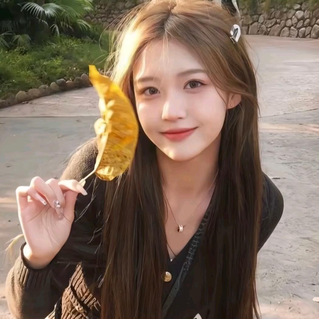 草莓啵啵♡