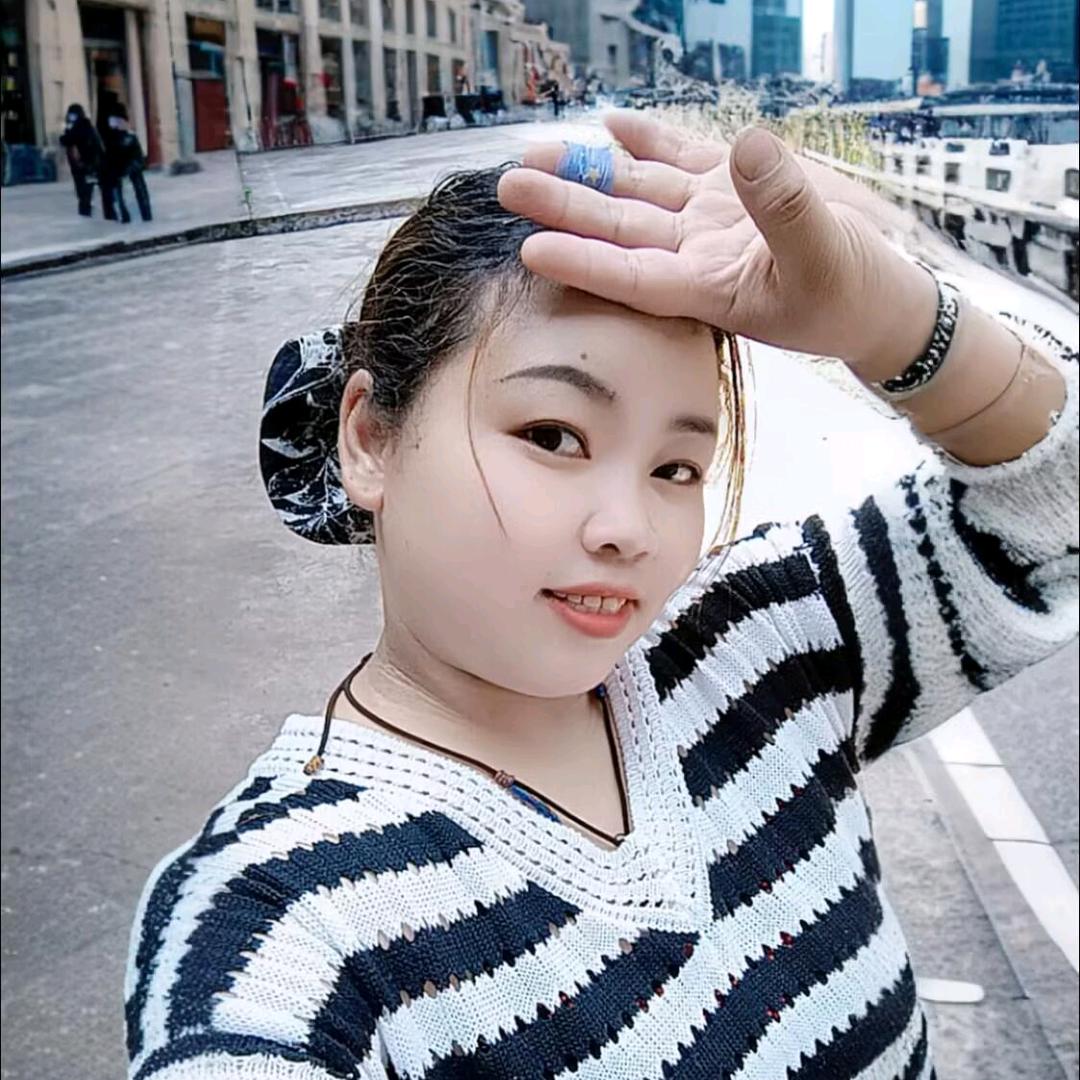 小桃🍑《不要连赞》