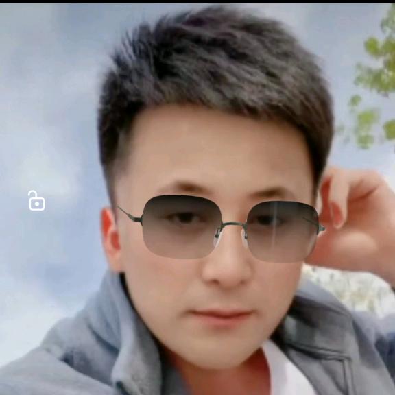 劉两手 在新疆