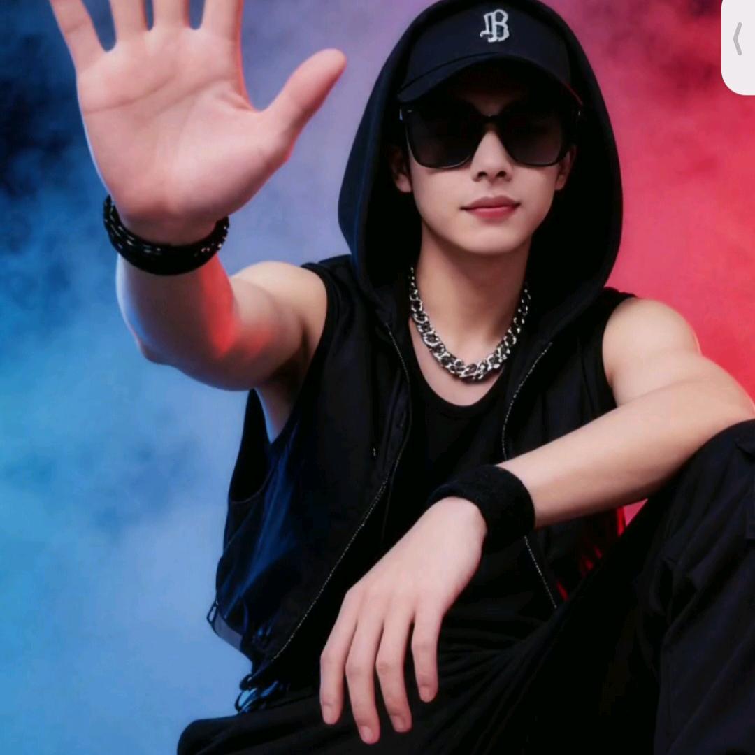 熟悉的陌生人🍁