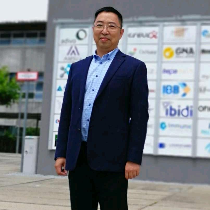 弓爱东爱生活