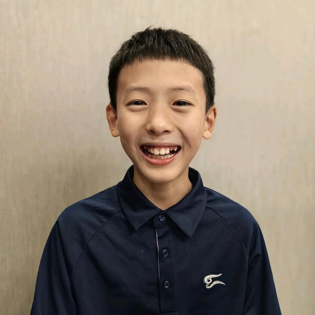 张家硕爱羽毛球