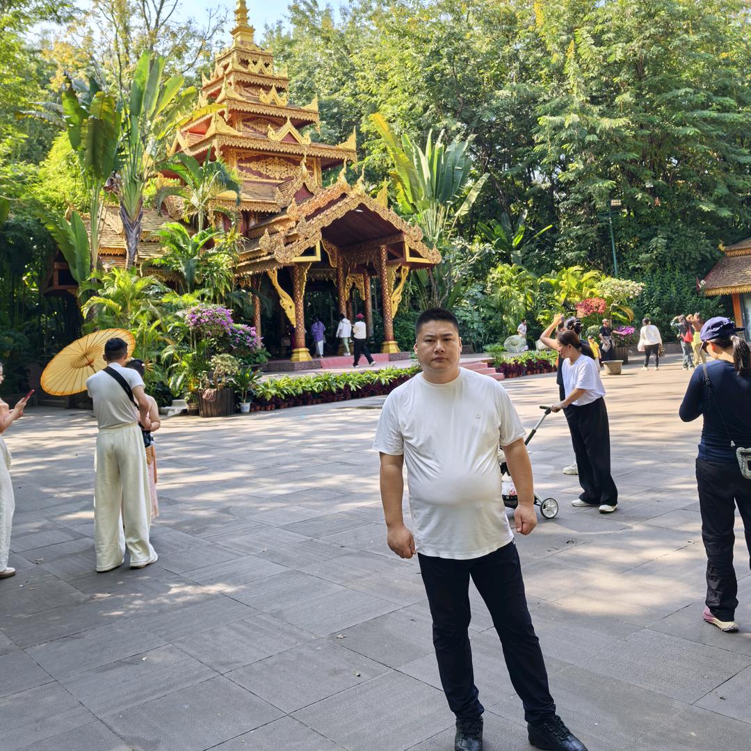 杜志成