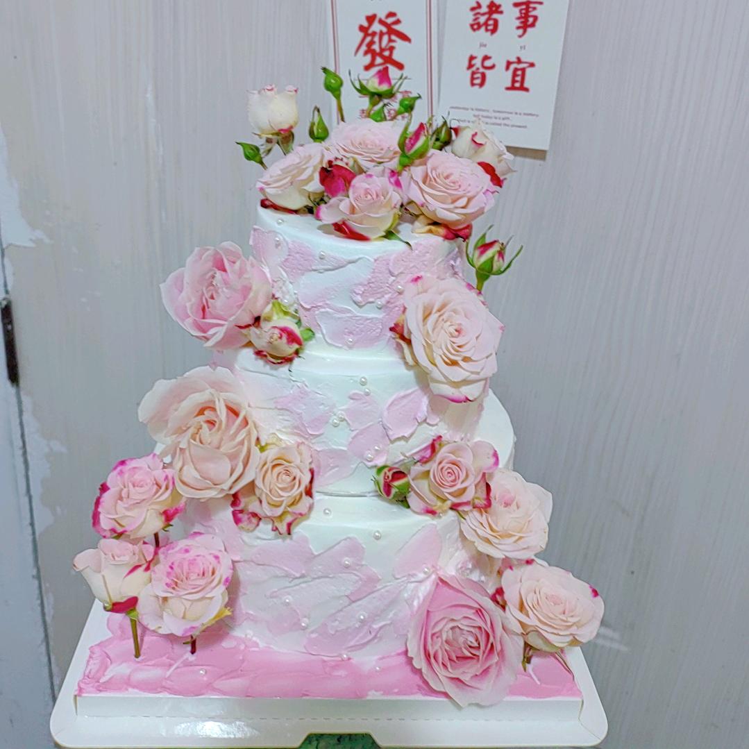 李寨七彩虹蛋糕坊