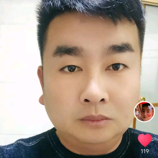 光伏组件贸易小杨