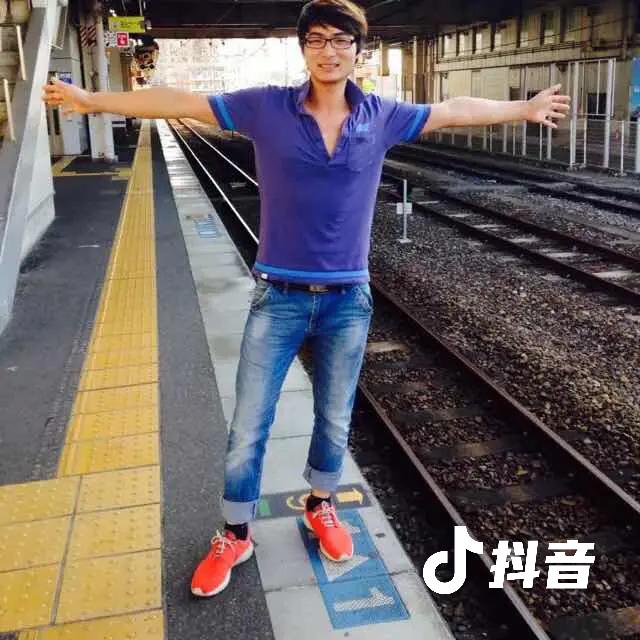 自ঞৣ渡ᥫᩣ࿐