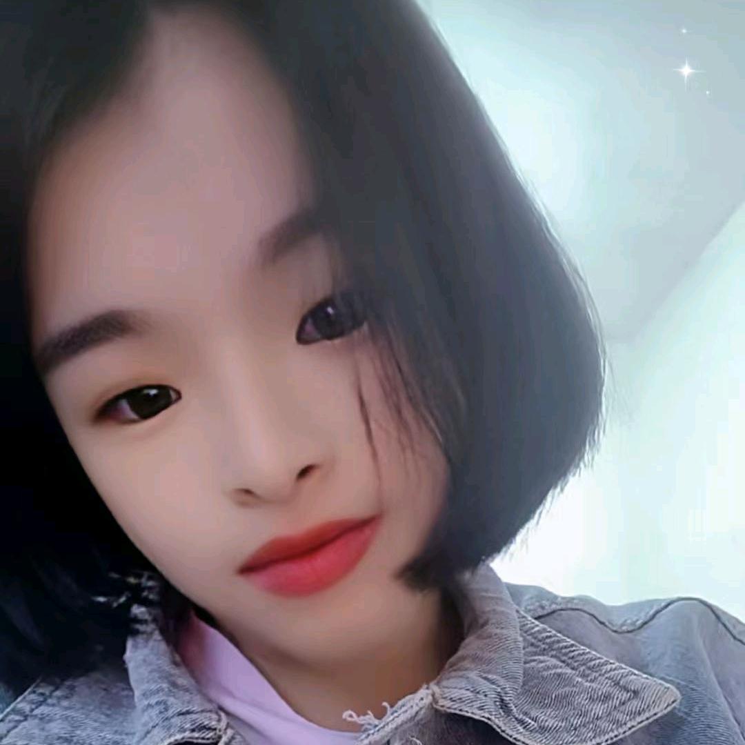 肢体残疾女孩小鑫