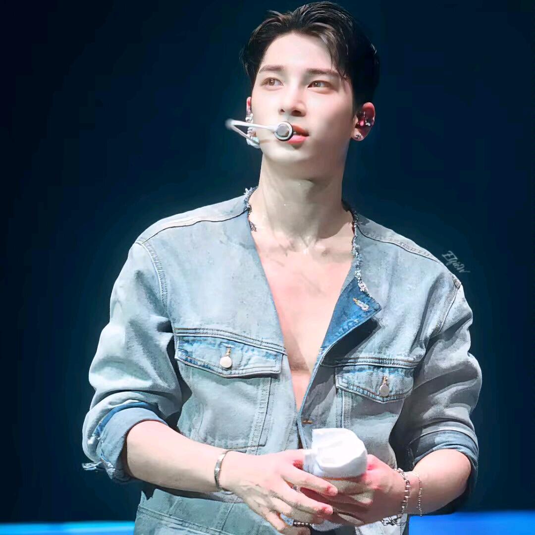 蜡笔没了要小新（见过王嘉尔 魏晨版）