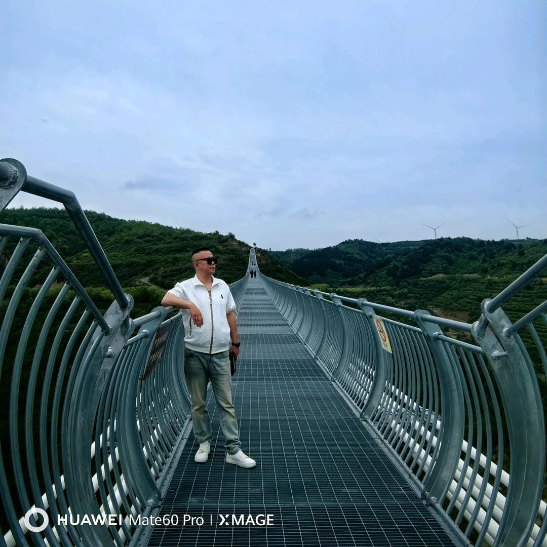 传说中的👊明哥