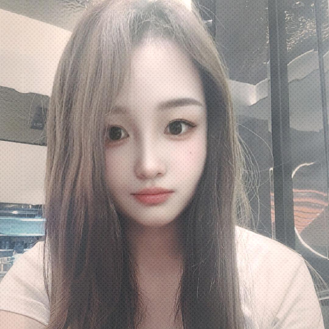 ╰悲伤浅笑