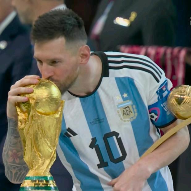 诺坎普的安保人员⚽