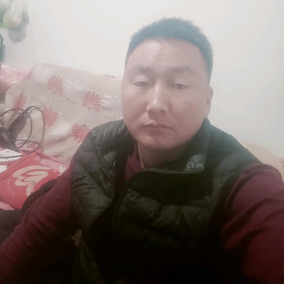 卖猪肉耿兵   张关庙十字街路西