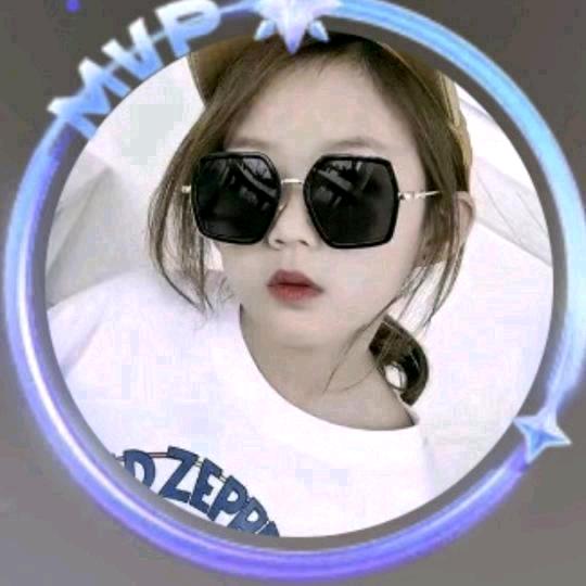 ㅤㅤ ㅤ  ㅤㅤ ㅤ你是谁