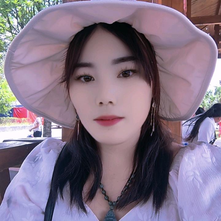 ♥ℳঞᩚ-小 情 緒✘᭄²º²5♥