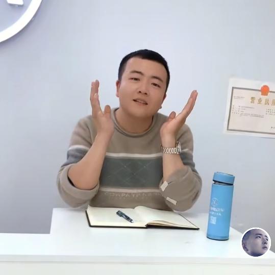 电动车搬运工 （小吴说车）