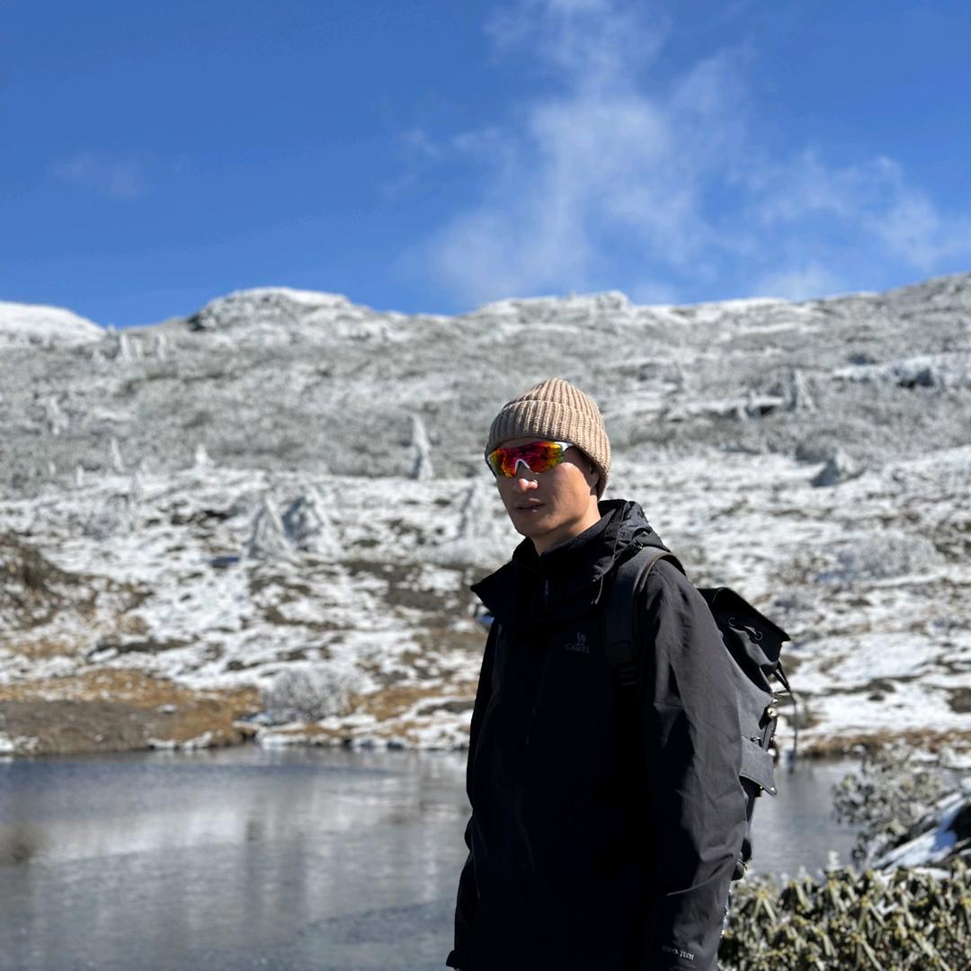 夏甜语(斗南鲜花直发)