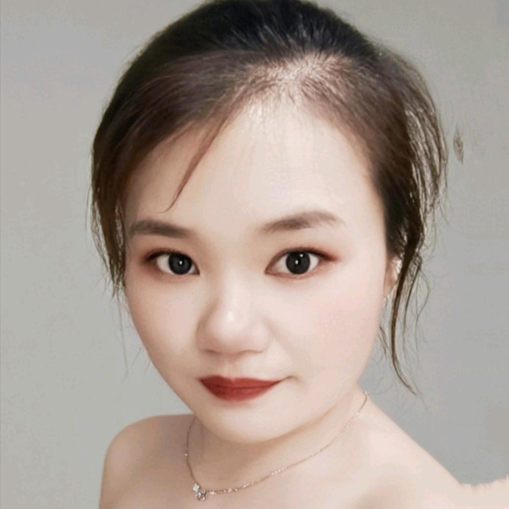 淡然一笑