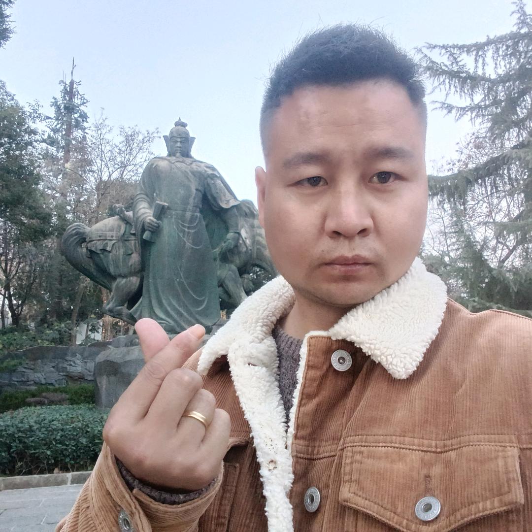 🐲龍隐🌎小魏