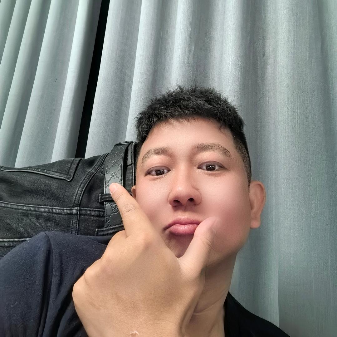 小小辉哥