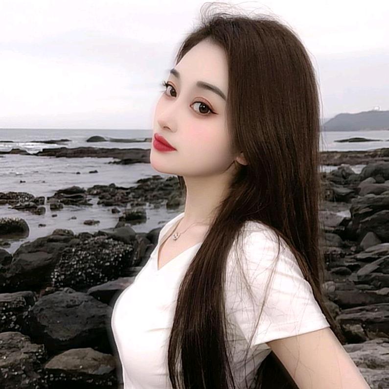 এº᭄ 微💞 笑🌷