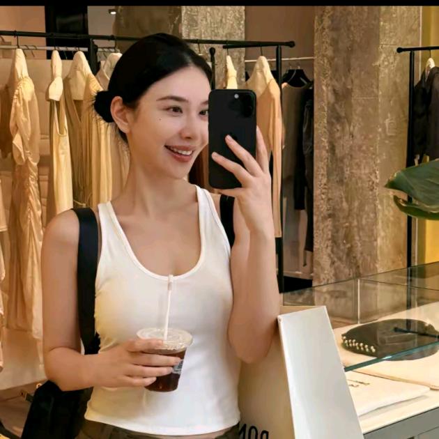 李星儿（精致穿搭)