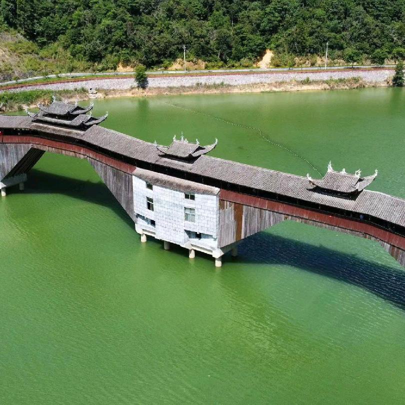 🎍🌺🌸🌼🌻🌹🌷💐