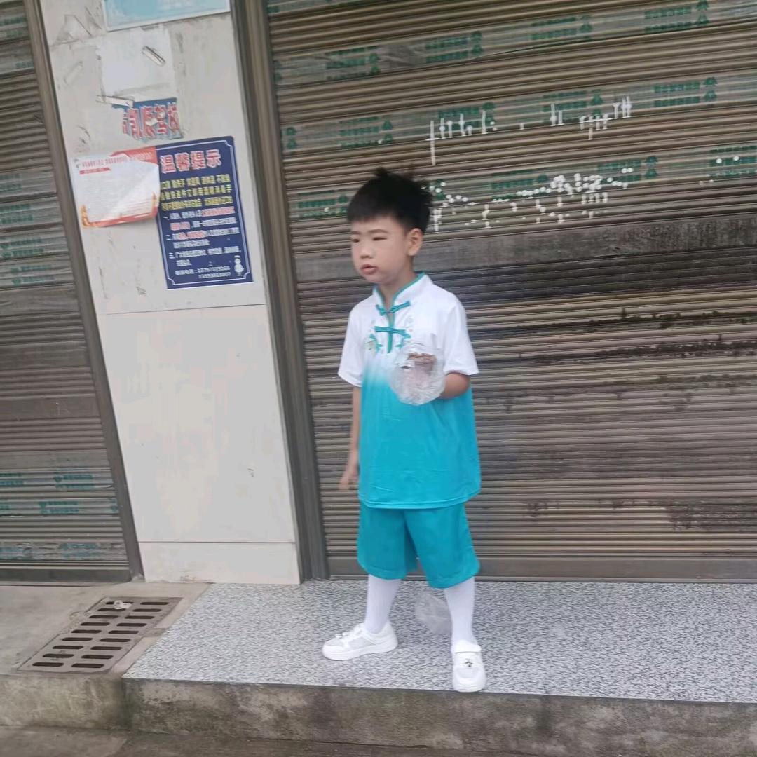 儿童逃学学生